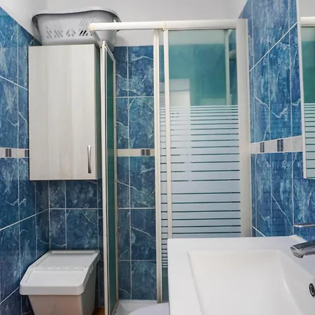 Blue Coast With Pool & Wifi Апартаменты *